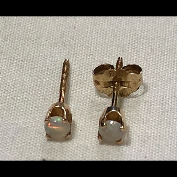 14KT GOLD & GENUINE ROUND OPAL YOUTH GIRLS  EARRINGS - Picture 8 of 15